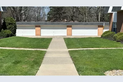 6960 S Parkway Drive, Middleburg Heights, OH 44130 - Photo 19
