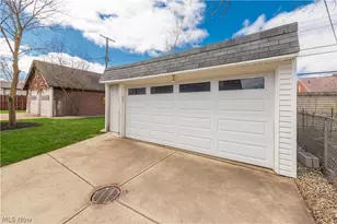 6392 Doncaster Ave, Parma, OH 44129 - Photo 45