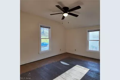 54059 Stop 32 Road, Bridgeport, OH 43912 - Photo 13