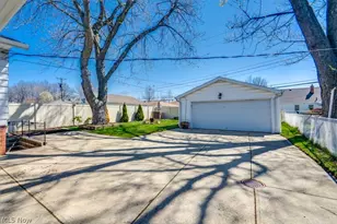 26288 Aaron Dr, Euclid, OH 44132 - Photo 33