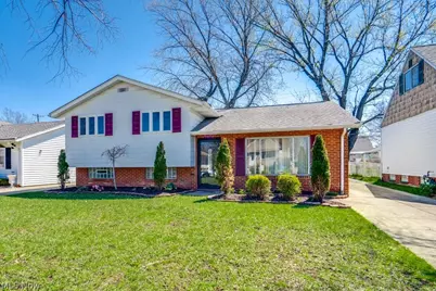 26288 Aaron Drive, Euclid, OH 44132 - Photo 3