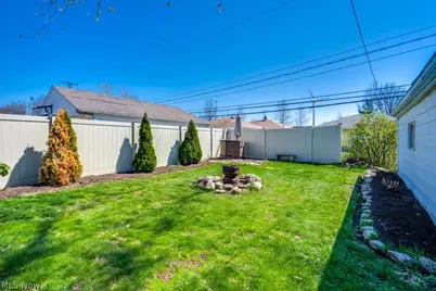 26288 Aaron Drive, Euclid, OH 44132 - Photo 35