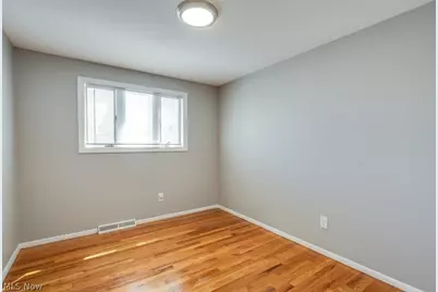 26288 Aaron Drive, Euclid, OH 44132 - Photo 19