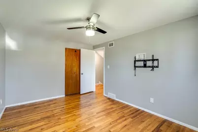 26288 Aaron Drive, Euclid, OH 44132 - Photo 25