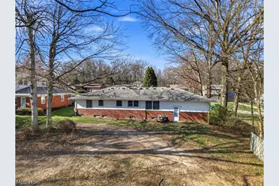 3337 Kingston Lane, Youngstown, OH 44511 - Photo 9