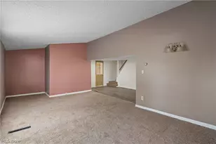 2523 Sherr Ave SE, Canton, OH 44707 - Photo 9