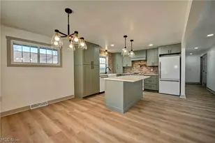 212 High St, Dover, OH 44622 - Photo 7