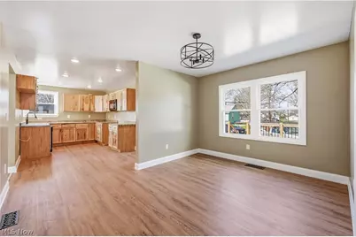 335 N 11th Street, Sebring, OH 44672 - Photo 9