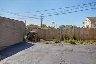 4911 Tillman Ave, Loveland, OH 44102 - Photo 17