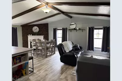 2276 Lodge Road SW, Sherrodsville, OH 44675 - Photo 9