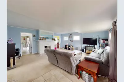 5162 Oakmont Drive, Lyndhurst, OH 44124 - Photo 3