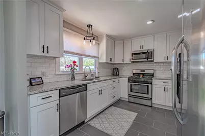 13462 Harper Road, Strongsville, OH 44149 - Photo 9