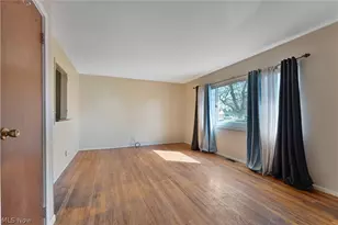 4465 Burkey Rd, Austintown, OH 44515 - Photo 5