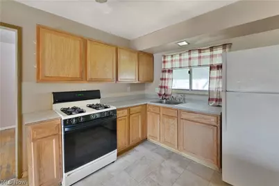 4465 Burkey Road, Austintown, OH 44515 - Photo 15