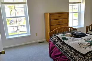 9898 Lakeview Cir, Strongsville, OH 44136 - Photo 17