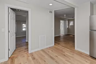 260 Courtland Blvd, Eastlake, OH 44095 - Photo 7