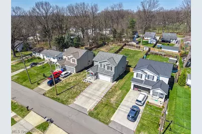 537 Magnolia Avenue, Cuyahoga Falls, OH 44221 - Photo 35