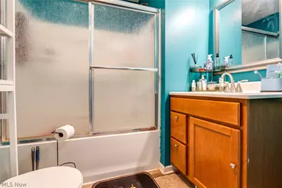 537 Magnolia Avenue, Cuyahoga Falls, OH 44221 - Photo 25