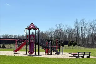 355 Gayle Dr, Sheffield Lake, OH 44054 - Photo 15