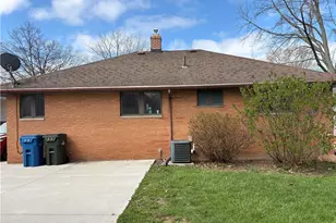 355 Gayle Dr, Sheffield Lake, OH 44054 - Photo 13