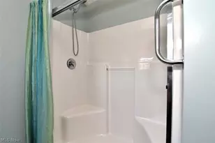 8337 Burlington Dr, North Ridgeville, OH 44039 - Photo 29