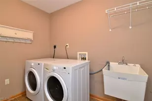 8337 Burlington Dr, North Ridgeville, OH 44039 - Photo 23