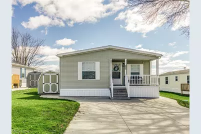 4822 Valley Hills Drive, Ravenna, OH 44266 - Photo 1