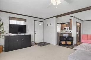 4822 Valley Hills Dr, Ravenna, OH 44266 - Photo 3