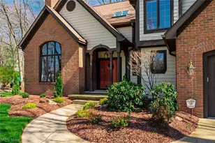 3470 Hunters Crossing, Stow, OH 44224 - Photo 5