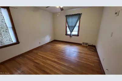 6014 Laverne Avenue, Parma, OH 44129 - Photo 7