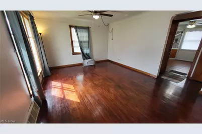 6014 Laverne Avenue, Parma, OH 44129 - Photo 3