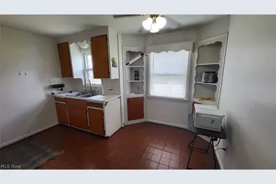 6014 Laverne Avenue, Parma, OH 44129 - Photo 5