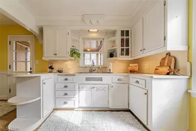 19605 Kewanee Avenue, Loveland, OH 44119 - Photo 11