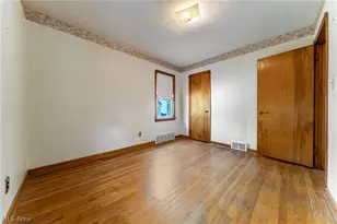 19605 Kewanee Ave, Loveland, OH 44119 - Photo 9