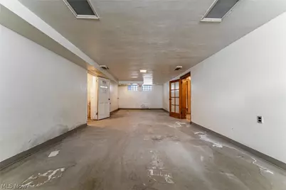 19605 Kewanee Avenue, Loveland, OH 44119 - Photo 27