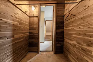 19605 Kewanee Ave, Loveland, OH 44119 - Photo 21