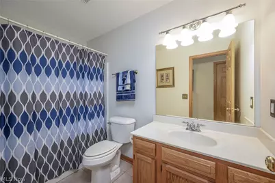 1432 Waters Edge Drive, Akron, OH 44313 - Photo 15