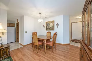 1432 Waters Edge Dr, Akron, OH 44313 - Photo 5