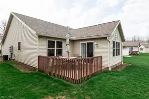 1432 Waters Edge Dr, Akron, OH 44313 - Photo 17