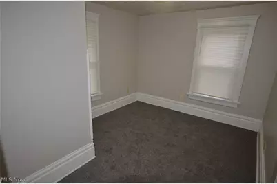 486 Howe Street, Akron, OH 44307 - Photo 13