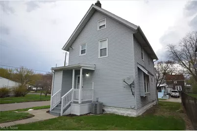 486 Howe Street, Akron, OH 44307 - Photo 5