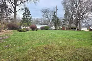 3181 Parmalee Dr, Green Hills, OH 44131 - Photo 29