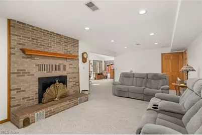 843 Wildwood Drive, Willard, OH 44890 - Photo 11