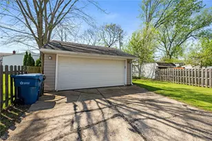 20893 Belvidere Ave, Fairview Park, OH 44126 - Photo 27