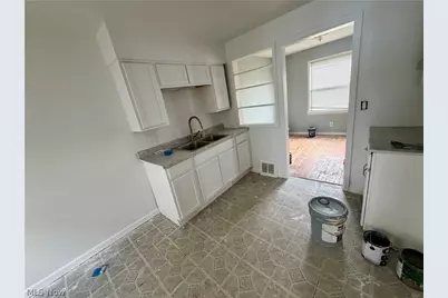 3813 E 143rd Street, Loveland, OH 44128 - Photo 3