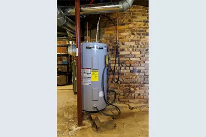 406 W Main Street, Sugarcreek, OH 44681 - Photo 25