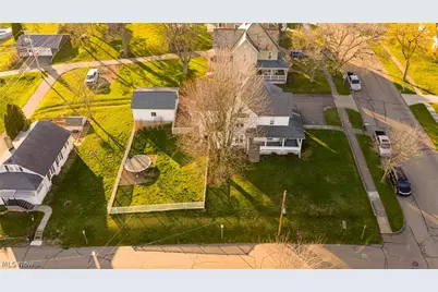 406 W Main Street, Sugarcreek, OH 44681 - Photo 7