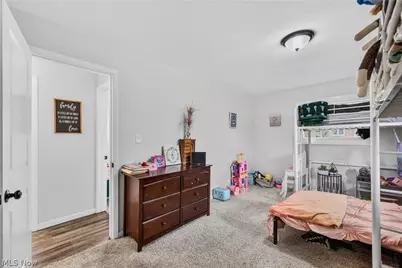8078 Mentor Avenue, Mentor, OH 44060 - Photo 29