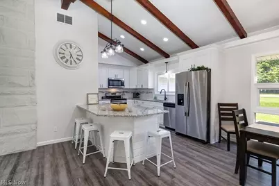 8078 Mentor Avenue, Mentor, OH 44060 - Photo 11