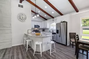 8078 Mentor Ave, Mentor, OH 44060 - Photo 11